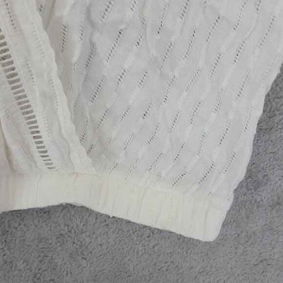 NWT Evereve Roan + Ryan Dakota Crochet Surplice Top White S JCT - Picture 10 of 11
